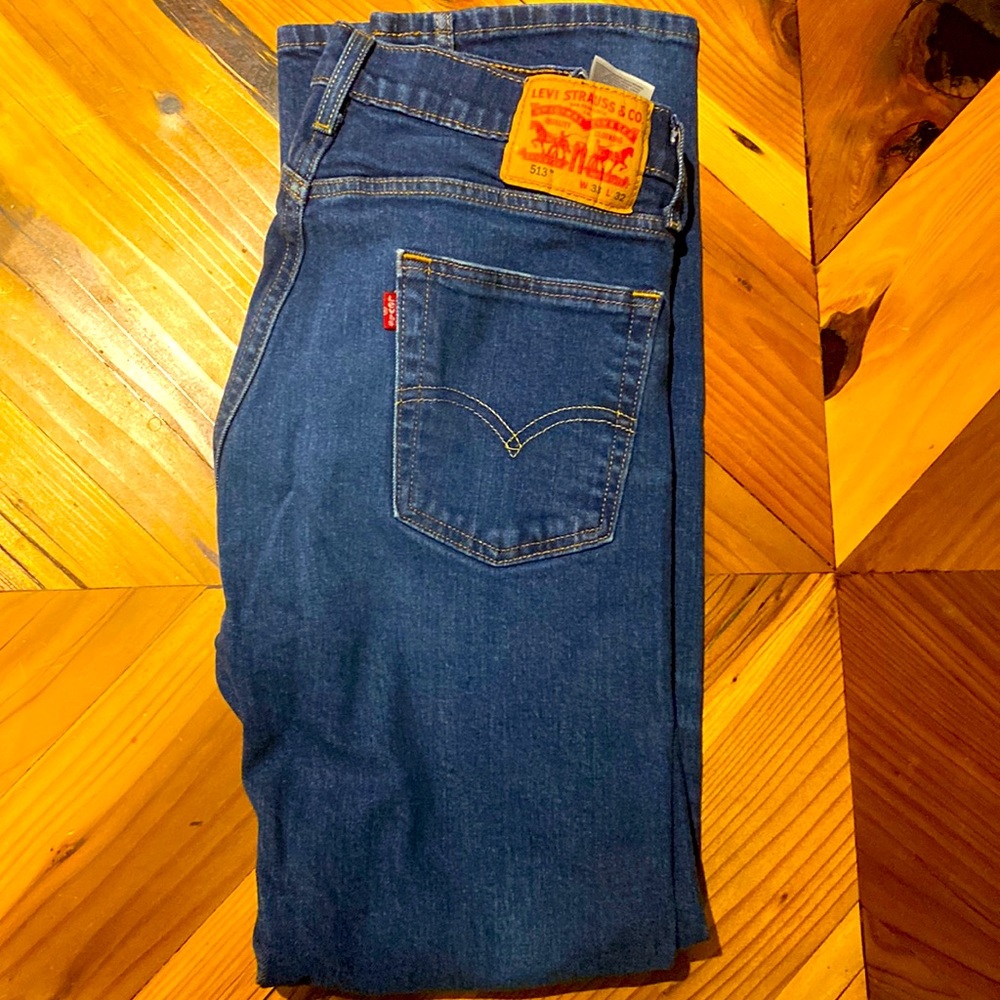 Levi’s 513 33/32 straight leg jeans